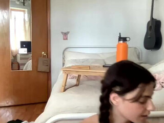 sweet_small_slut chaturbate Porn webcam April-10-2022
