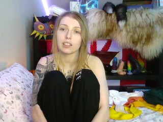 arwen_datnoid chaturbate Slim mulatto dancing erotic dance