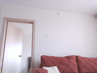 anyeess chaturbate Petite babe gently masturbates cunt