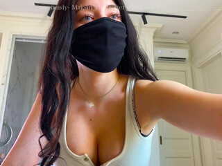 maksin_cb chaturbate Shrewd passion passionately masturbating cunt