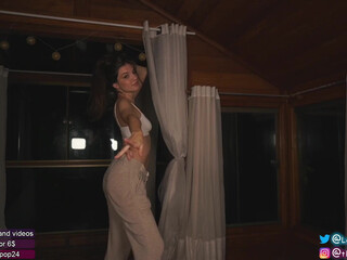 loollypop24 chaturbate  fucking herself in her pussy