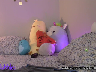 blue_bubbles118 chaturbate Intriguing show form hot