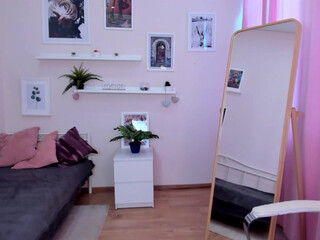 linda_hardy chaturbate Spicy bitch masturbates cunt