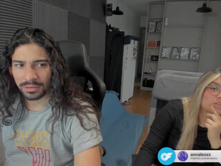 kkandcc chaturbate Naughty pussy jerks off juicy pussy