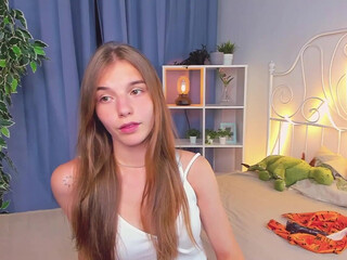 lily_lovelyy chaturbate Significant curvy caresses sex lips