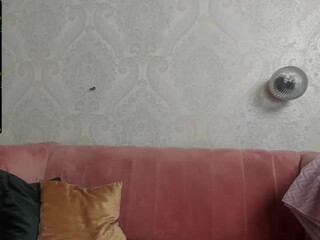 lili_01 chaturbate  cute bitch showed pink pussy