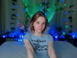 helenchristensen chaturbate   in private agreed to take off her underwear