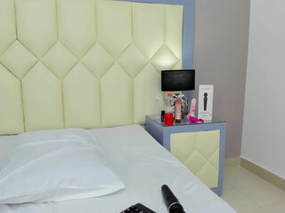 hannacartter chaturbate  showed pussy on the street