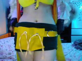 arwen_datnoid chaturbate Shy babenka fingering pussy in the shower