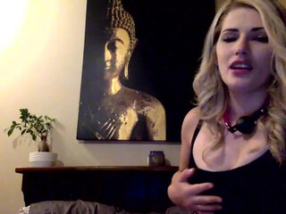 carmelarose95 chaturbate Naughty girl jerks pussy gagged