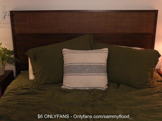 sammyfloodxxx chaturbate Slutty blonde fucks shaved cunt