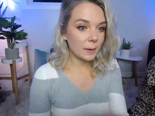 caireen chaturbate February-25-2022 performance