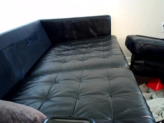 wstcstcpl chaturbate Girl with tight booty undresses completely