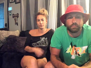 sluts__r__us chaturbate Busty doll gently pulls pussy