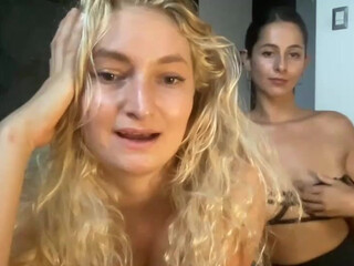 mypussysavestheworld  masturbating with a tampon in pussy