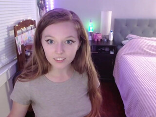 juicydroppopp Cute kralia takes off her panties and jerks off her cunt