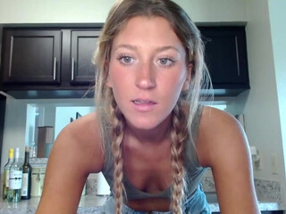 addisonvodka Modest slut tells interesting stories on camera