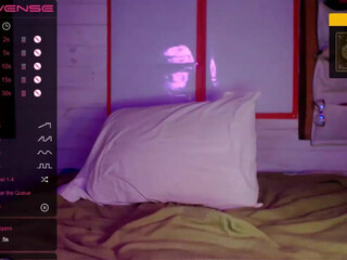 cabaret_panda Cam stream June-14-2022