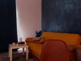 banditaa Busty Shmara Masturbates Cunt