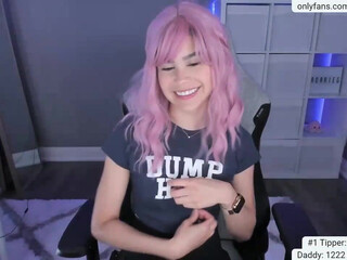 rorriegomez Passionate mare masturbates and bathes in the bath