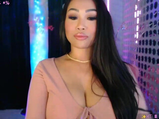 sincityvee  shows huge milkings