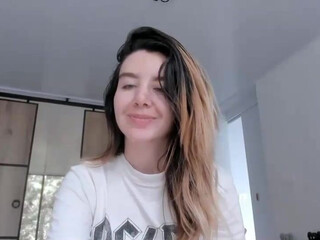 lauravega Full ticket show form May-5-2022