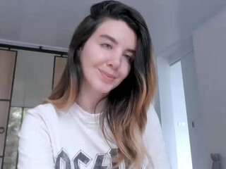 lauravega Sizzling beauty showed beautiful tits