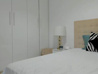 l_u_a_ Porn webcam April-12-2022