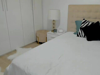 l_u_a_ Mature blonde hair squirts