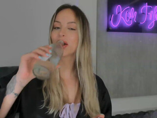 kimtylor_ 5-03-2022 performance Latest broadcasting