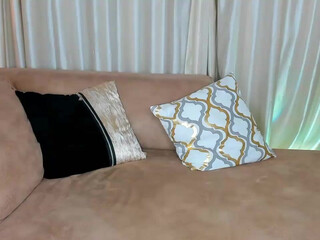 adysweet Thinty passionately pulls the cap