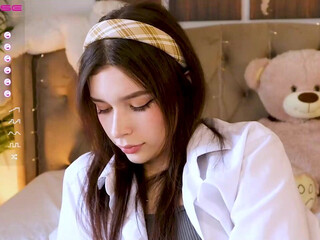 aariaaadox Nude girlfriends caressed on the floor