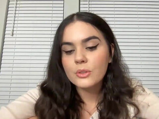 giaislovely Black-haired lady erotically undressed