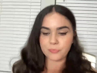 giaislovely webcam show form June-10-2022 year