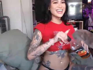 prettyx0kat Young beauty seduces the virgin body