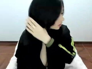 aloy_xoxoxo Gracious chica shows gorgeous body