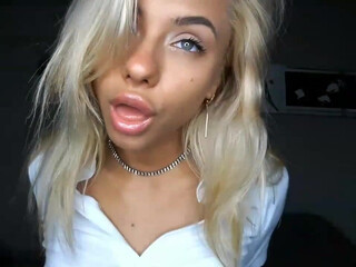 cherrishlulu Shy chick caresses big tits