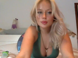 beasaitou Sexual passion pulls pussy phallus