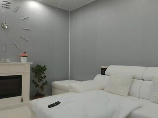 wetself Shy slut pulls juicy cunt