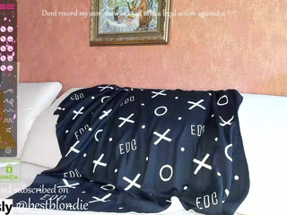 bestblondiiecb April-8-2022 performance