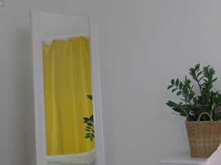 amelia_colins free cam videos April-27-2022