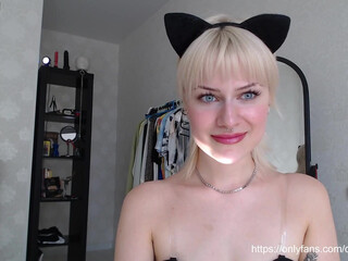 _mllymoore_ 9-03-2022 performance Full ticket show