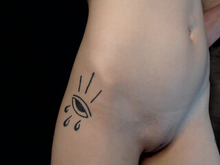 milkforkitty chaturbate Stocking beauty fucks her shaved cunt