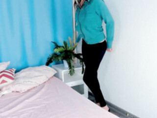 reginamarini chaturbate Mature blonde hair squirts