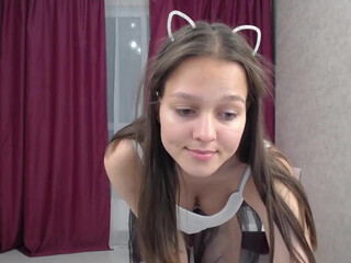 addelin_moon chaturbate Crazy girl caresses shaved pussy