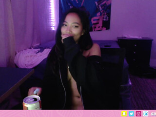 avarosey chaturbate Sexy blonde gets her pussy fucked