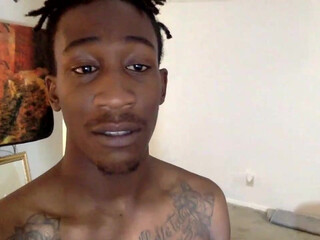 queenjellly chaturbate Luxury curvy chatting in fries