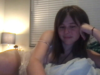 stonedsexdoll chaturbate Lustful brunette sucking dick