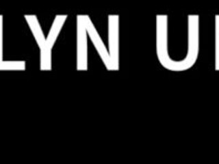 Evelyn aka evelynuncovered onlyfans  pulls hand clit