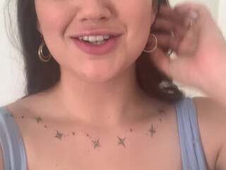 Alyx Star aka alyxstar onlyfans baby pulls both holes